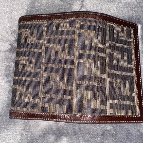 Authentic Fendi Zucca Wallet w/Brown Leather Trim - Picture 4 of 10